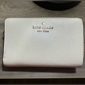 Kate Spade New York Cream Wallet